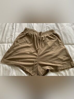 New H&M Shorts Size Small